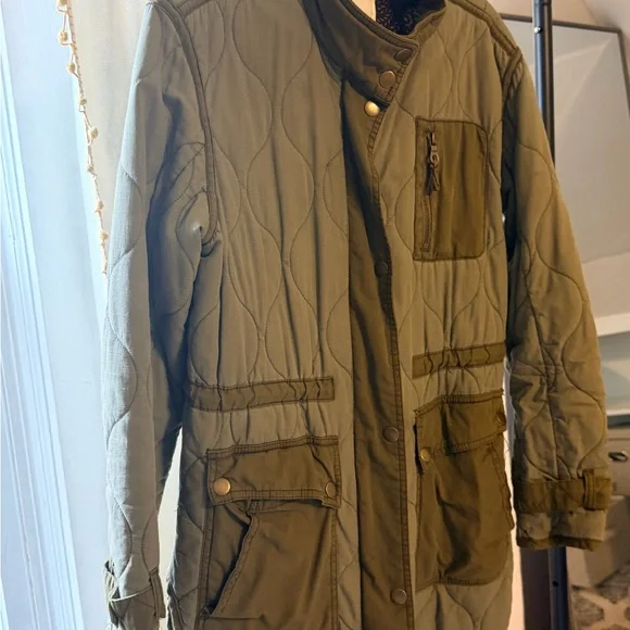 Anthropologie Olive Quilted Long Puffer Coat with Contrast Trim - Picture 7 of 8